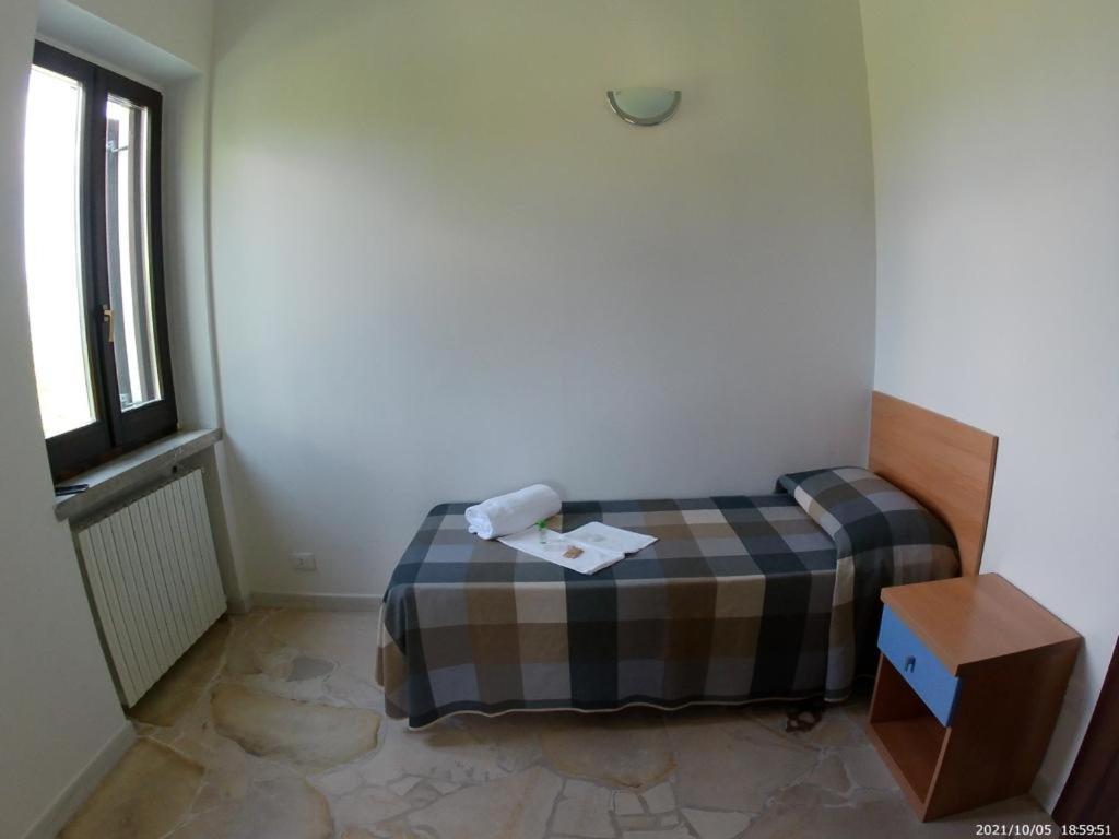 Terrae Eremis: Ristorante, Bar, B&B Roccamorice Esterno foto