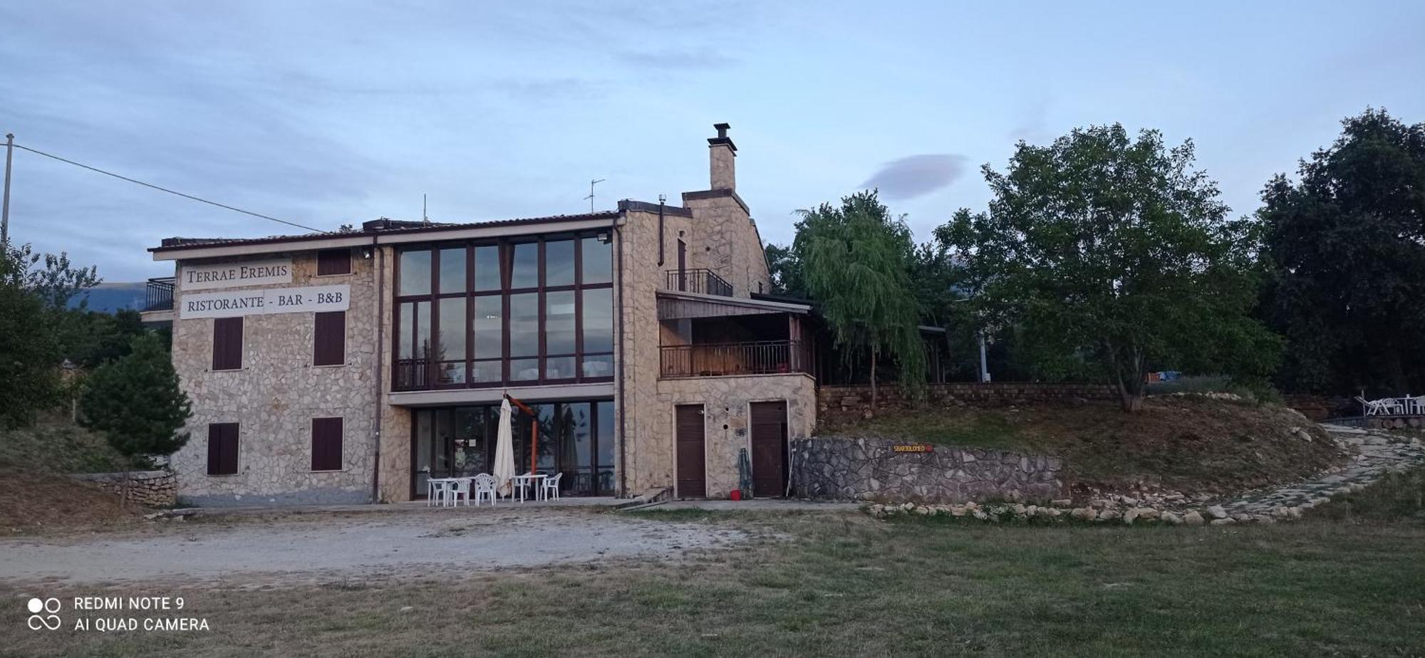 Terrae Eremis: Ristorante, Bar, B&B Roccamorice Esterno foto